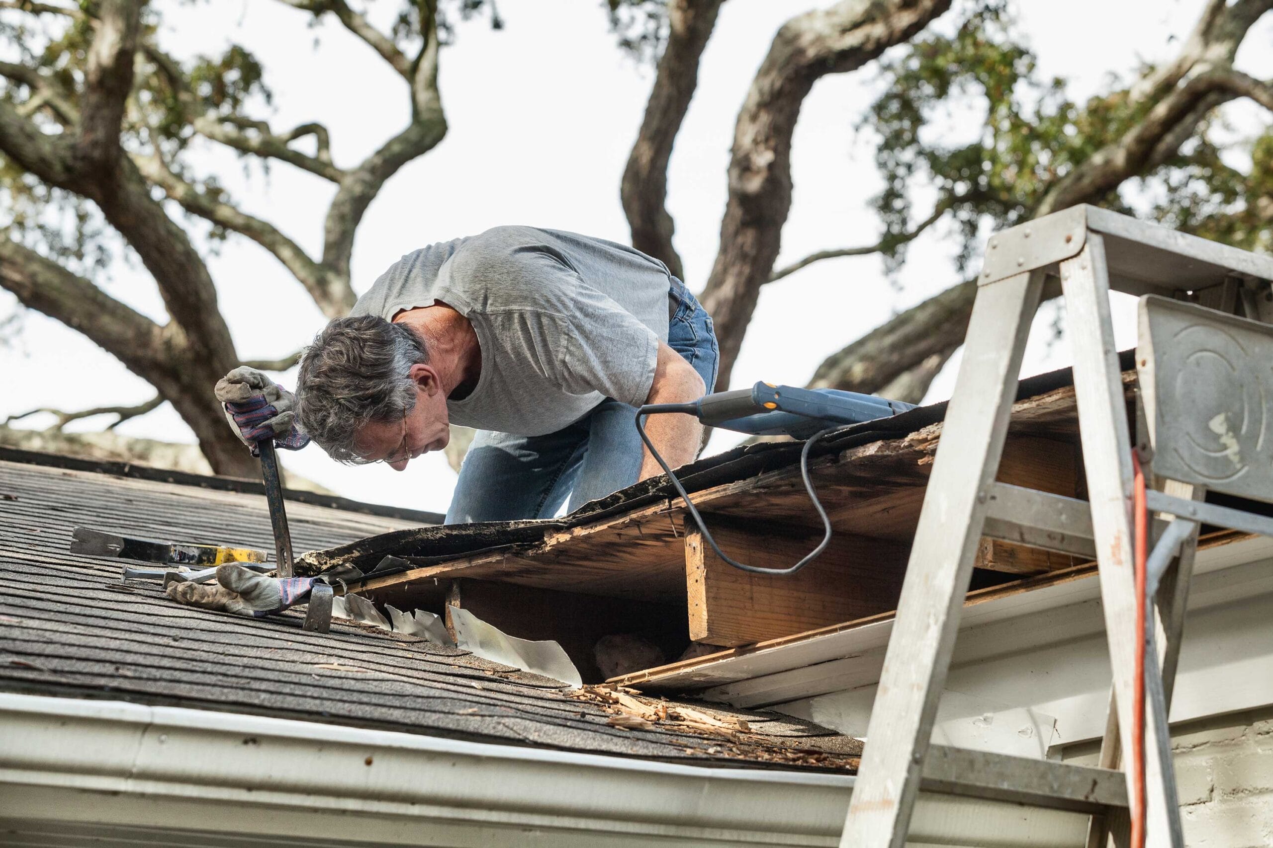 roof storm damage, emergency roof repair, storm damage repair, Mentor