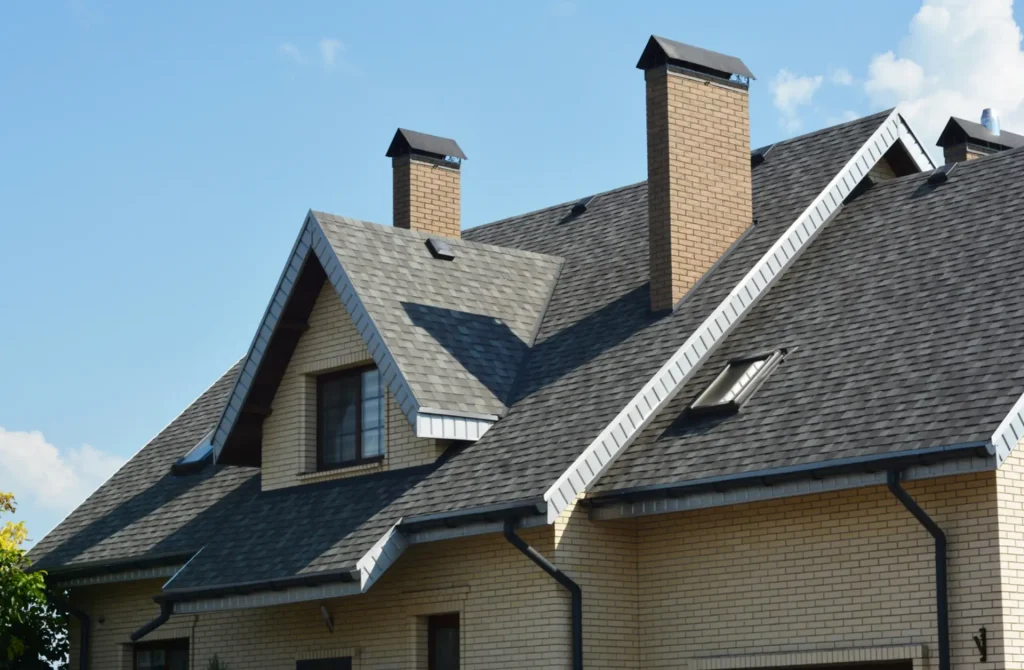 Residential roofing contractor at work in Mentor Ohio